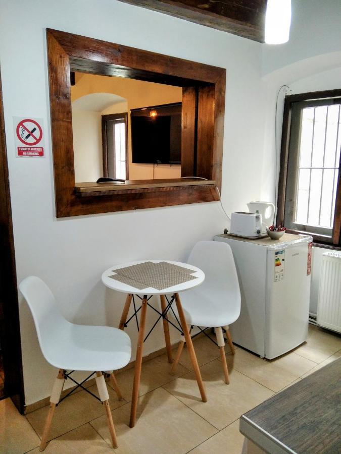 Historic Center Apartment Brasov Bagian luar foto